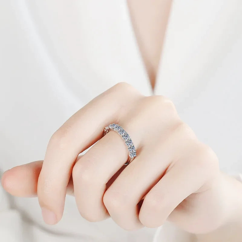 Girlfriend 18K White Gold Wedding Band VVS1 D Color 0.6/1CT Moissanite Diamond Birthday Gift Women Valentine's Day Rings Jewelry