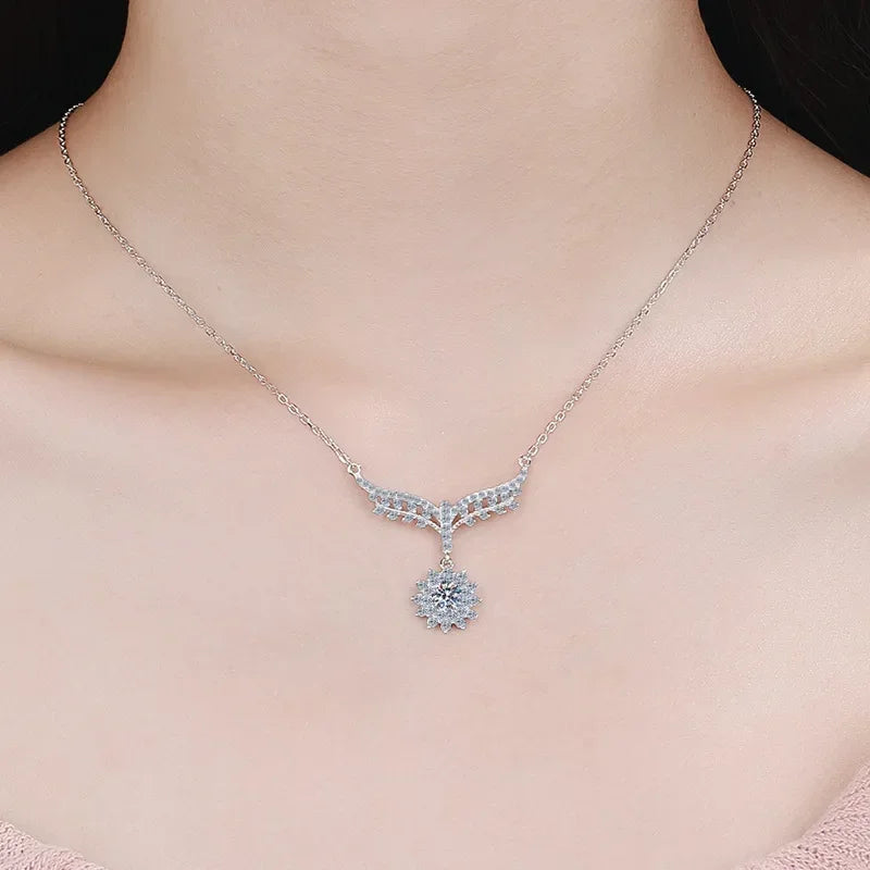 Engagement Jewelry White Gold 18K Women Wedding Necklaces 0.5CT Moissanite Diamond Pendant Birthday Gift Girl Valentine's Day
