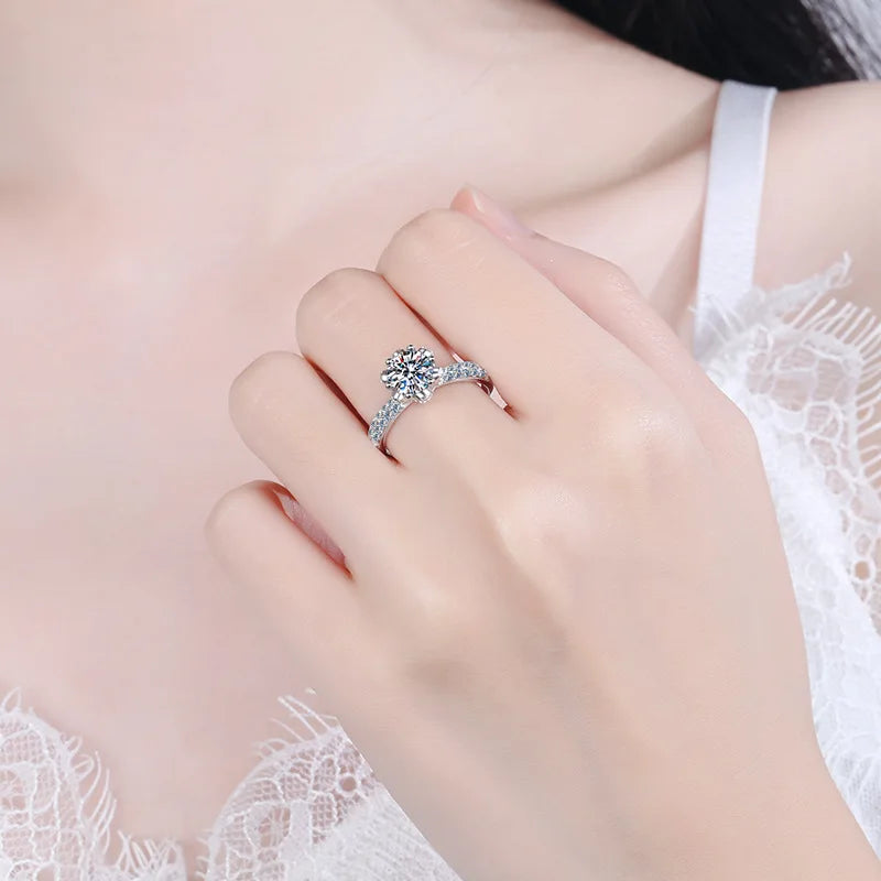 Designer Jewelry Girl 18K White Gold 1/2/3/5 Carat VVS1 D Color Moissanite Diamond Snow Queen Finger Rings Best Gift for Female