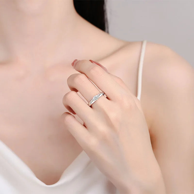 Girlfriend Birthday Gift White Gold 18K Fine Jewelry Mariquesa 4*8 Moissanite Diamond 0.5CT Women PT950 Platinum Wedding Band