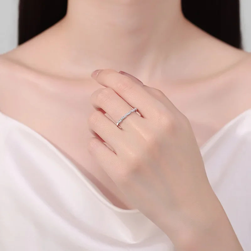 Valentine's Day Women 18K White Gold Birthday Gift Rings 0.12CT Moissanite Diamond Girlfriend Wedding Band Daughter Adult's Day
