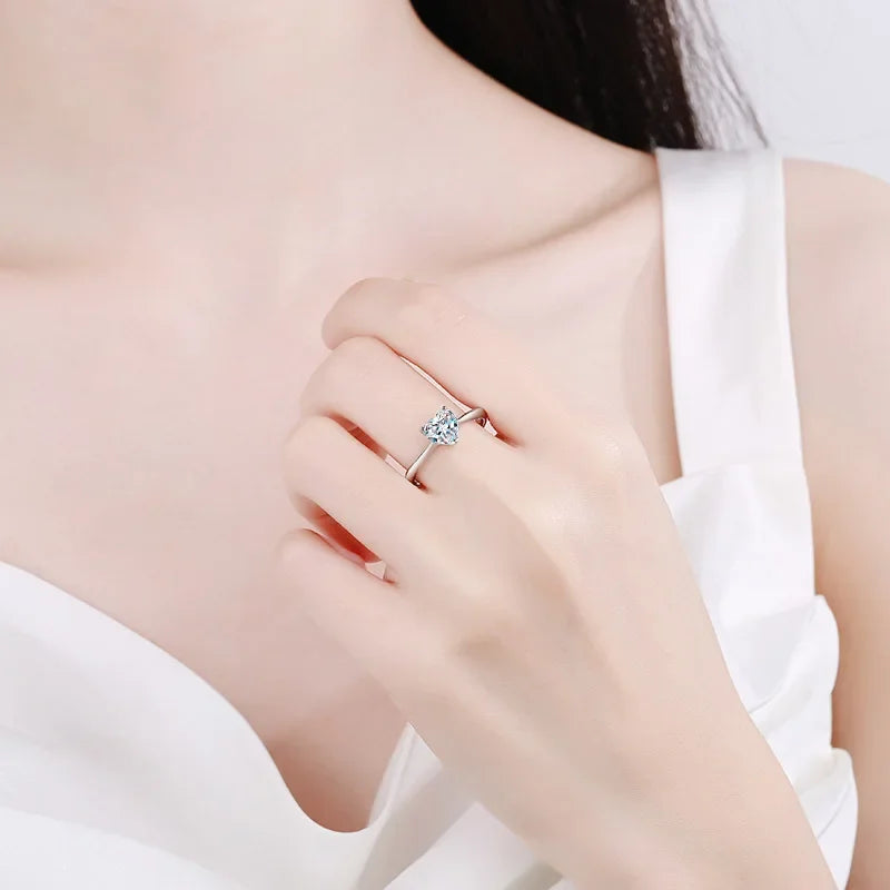 Birthday Gift Heart 18K White Gold Women Wedding Band VVS1 D Color 0.5/1/2CT Moissanite Diamond Rings Girlfriend Valentine's Day