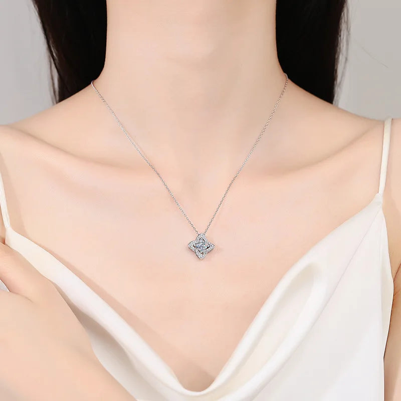 Luxury Platinum PT950 Pendant for Women 1 CT Moissanite Diamond Necklaces Four leaf Square Clavicle Chain girl fine Jewelry gift