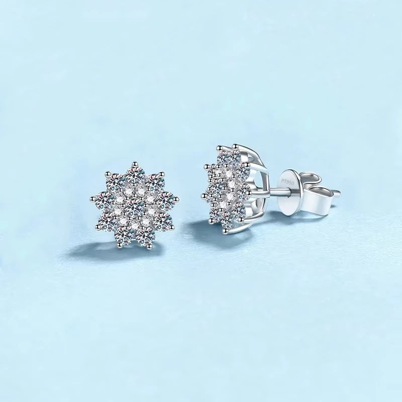 Classic Platinum PT950 Flower Earplug Stud Earrings Women Wedding Jewelry 0.708Carat Moissanite Diamond Girlfriend Birthday Gift