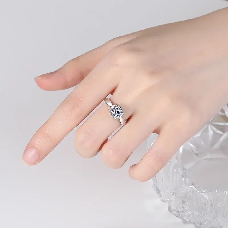 Lady Engagement Rings 18K White Gold Women Wedding Band VVS D Color 0.5/1CT Moissanite Diamond Girl PT950 Platinum Birthday Gift