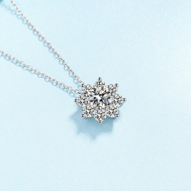 WOMEN Valentine's Day Platinum PT950 Wedding Necklaces 1/2CT VVS1 D Color Moissanite Diamond Pendant Girlfriend Birthday Gift