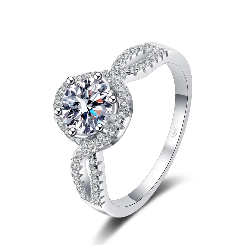 Designer Jewelry Exquisite 18K White Gold VVS1 D Color 0.5/1CT Moissanite Diamond Ring Ins Lady Style Best Anniversary for Women