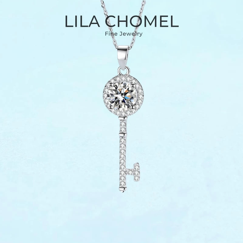 Women 18K White Gold Valentine's Day Necklaces 0.5/1CT Moissanite Diamond Pendant Key Girl Birthday Gift PT950 Platinum Jewelry