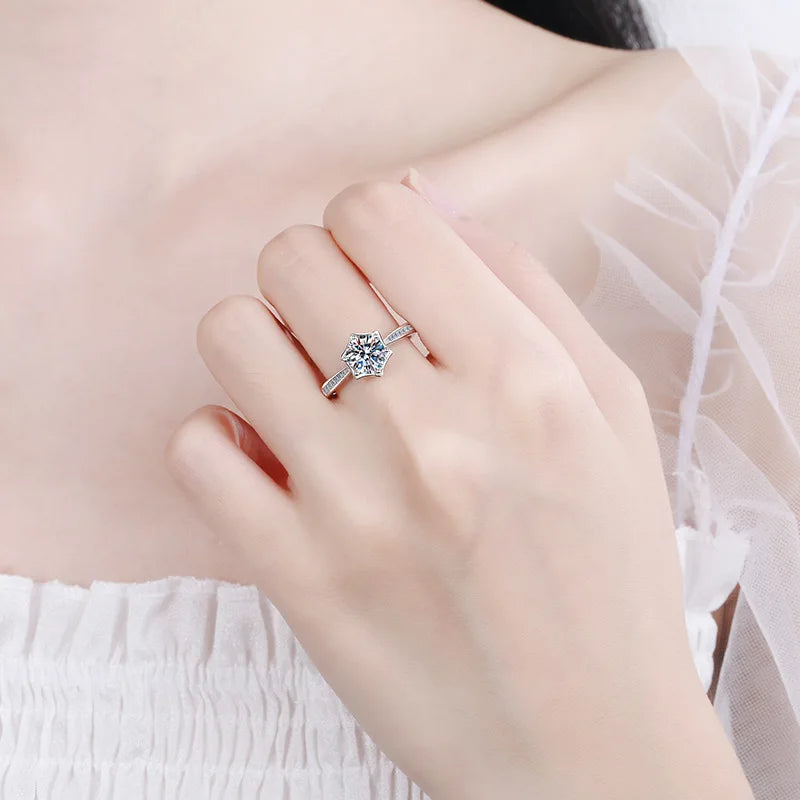 Lady Birthday Gift 18K White Gold Women Rings VVS D Color 1CT Moissanite Diamond Hexagram Star Girl Wedding Band Valentine's Day