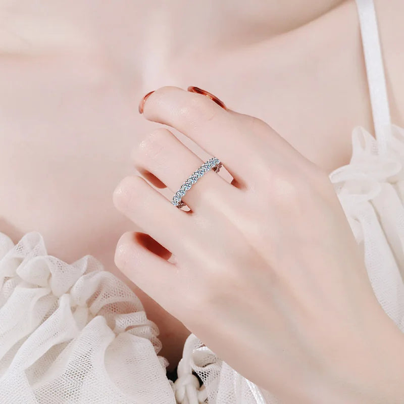 Designer Jewelry New Style 18K White Gold VVS1 D Color Moissanite Full Circle Diamond Classic Popular Rings for Wedding Women