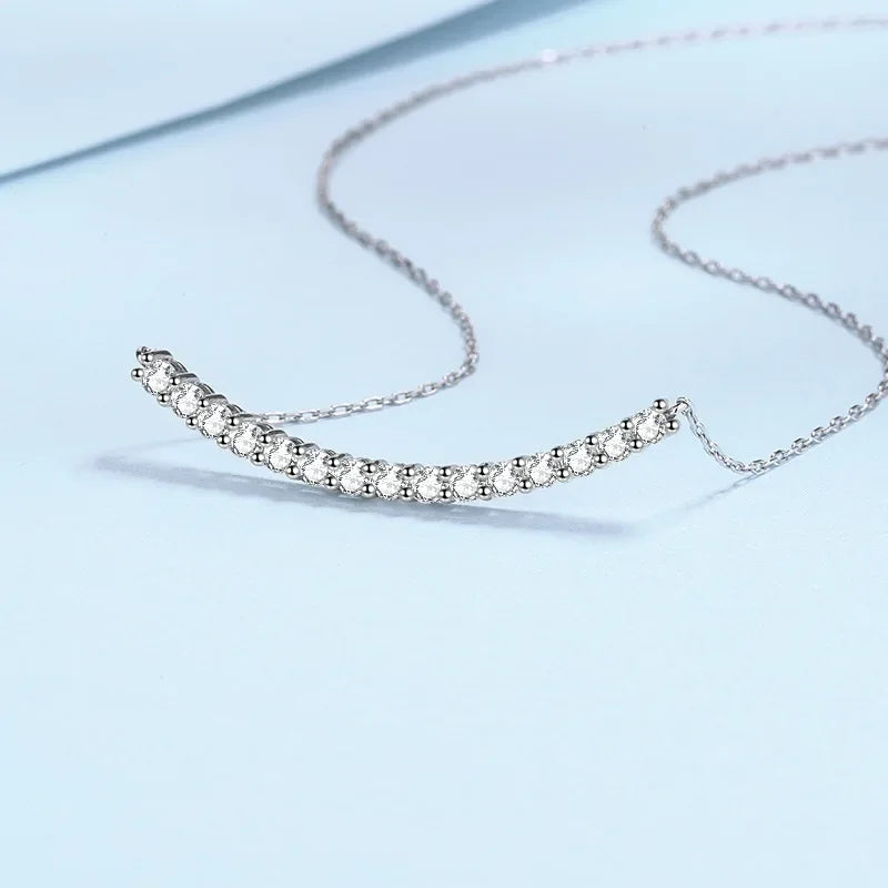 Flawless 18K White Gold Chain Wedding Fine Jewelry Certified Moissanite Diamond Simple Smile Necklace for Women Birthday Gift