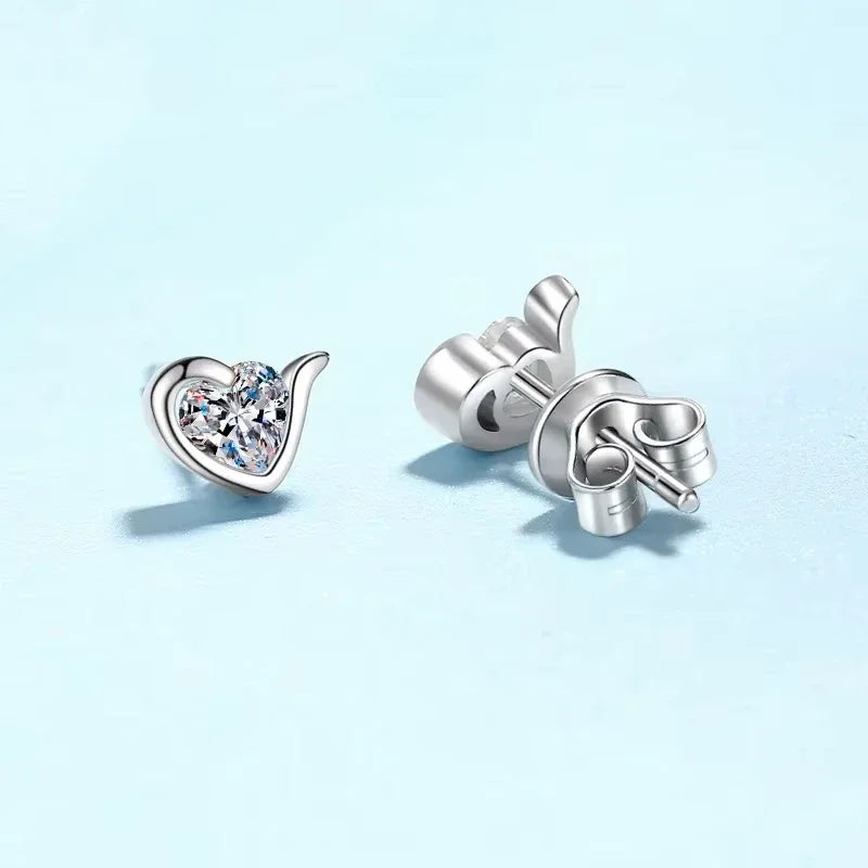 Daughter Adult's Day PT950 Platinum Heart Earplu Stud Earrings Women Valentine's Day 0.6CT Moissanite Diamond Girl Birthday Gift