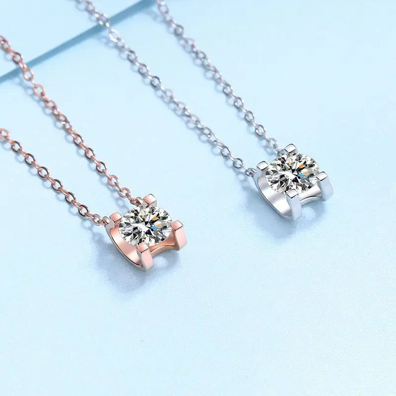 Women Engagement PT950 Platinum Wedding Necklaces Daughter Birthday Gift 0.5/1CT Moissanite Diamond Pendant Girl Valentine's Day