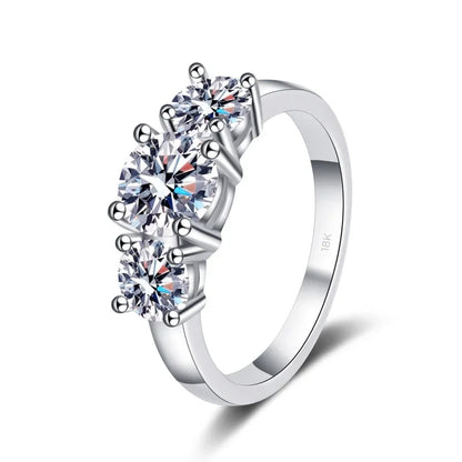 Girl Birthday Gift 18K White Gold Wedding Band 2CT VVS D Color Three Moissanite Diamonds Women Fine Jewelry Engagement Rings