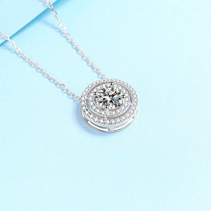 Colares de ouro branco 18K brilhantes para mulheres, presente de aniversário, pingente de diamante moissanite 0,5/1/2 ct, joias finas para namorada e casamento