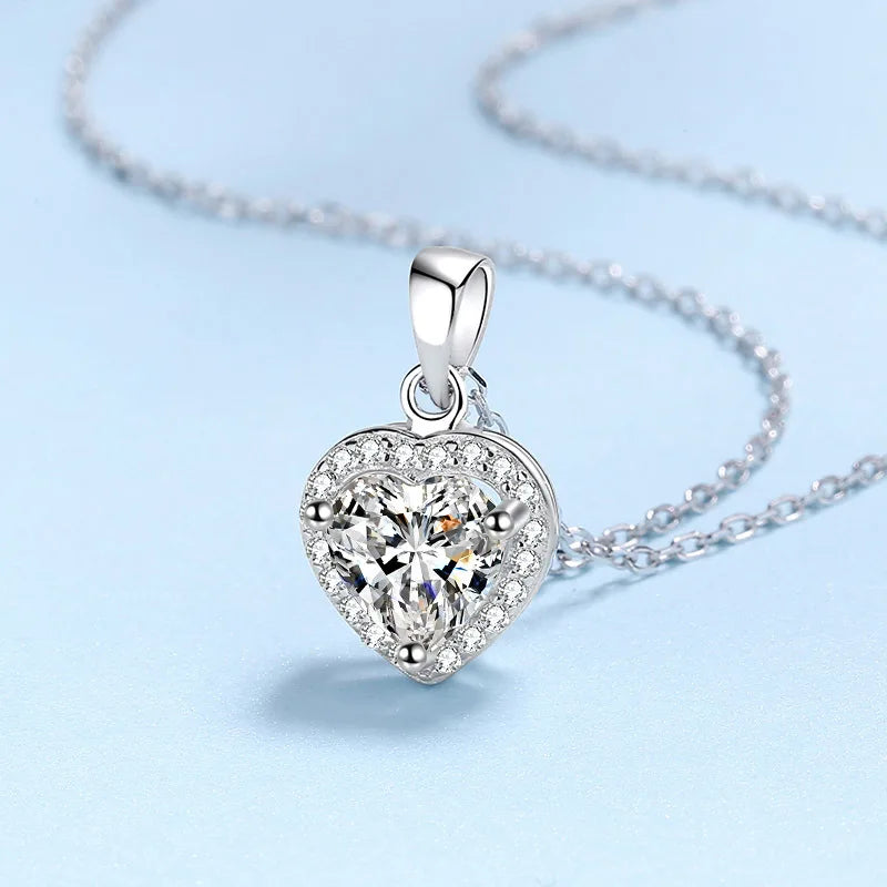 Colar de ouro branco 18K para noivado, joias finas para casamento, pingente de coração para menina, diamante de moissanita, 1 ct, presente de aniversário para filha 