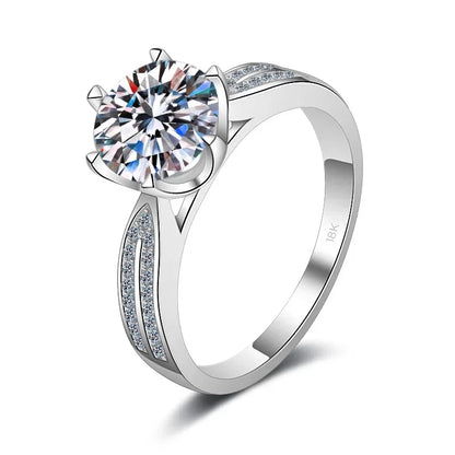 Designer Jewelry Girlfriend 18K White Gold VVS1 D Color 1/0.5Carat Moissanite Diamond Empress Starlight Style Women Wedding Ring
