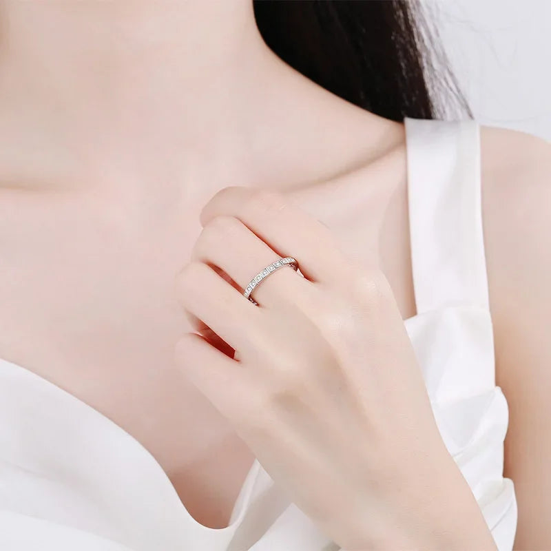 Fine Jewelry 18K White Gold Girl Engagement Rings 0.165ct Moissanite Diamond Birthday Gift Classic Wedding Band for Women Daily