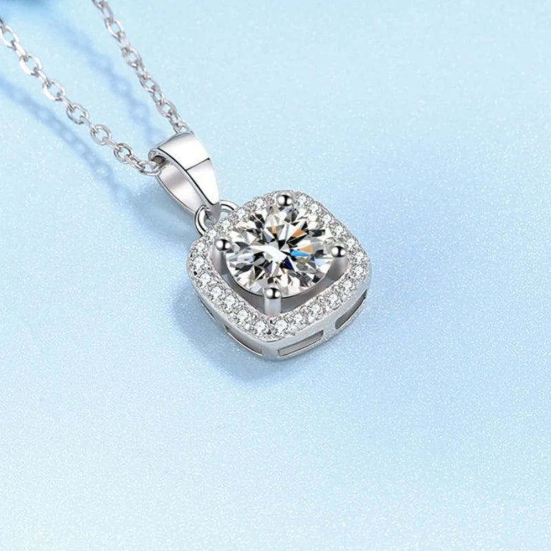 Colar de ouro branco 18K para noivado, joias finas para casamento, pingente de diamante de moissanita 1CT PT950, presente de aniversário para meninas