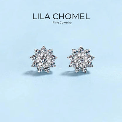 Classic Platinum PT950 Flower Earplug Stud Earrings Women Wedding Jewelry 0.708Carat Moissanite Diamond Girlfriend Birthday Gift