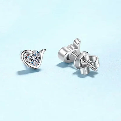 Daughter Adult's Day PT950 Platinum Heart Earplu Stud Earrings Women Valentine's Day 0.6CT Moissanite Diamond Girl Birthday Gift